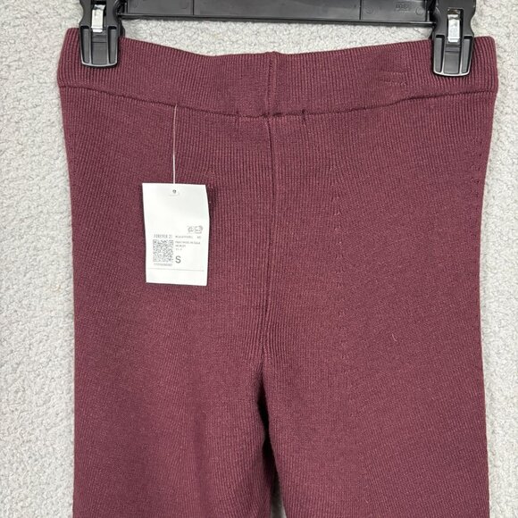 Forever 21Women's Burgundy Knit Flared Stretch Pants High Waisted Size Small NWT - Picture 4 of 7
